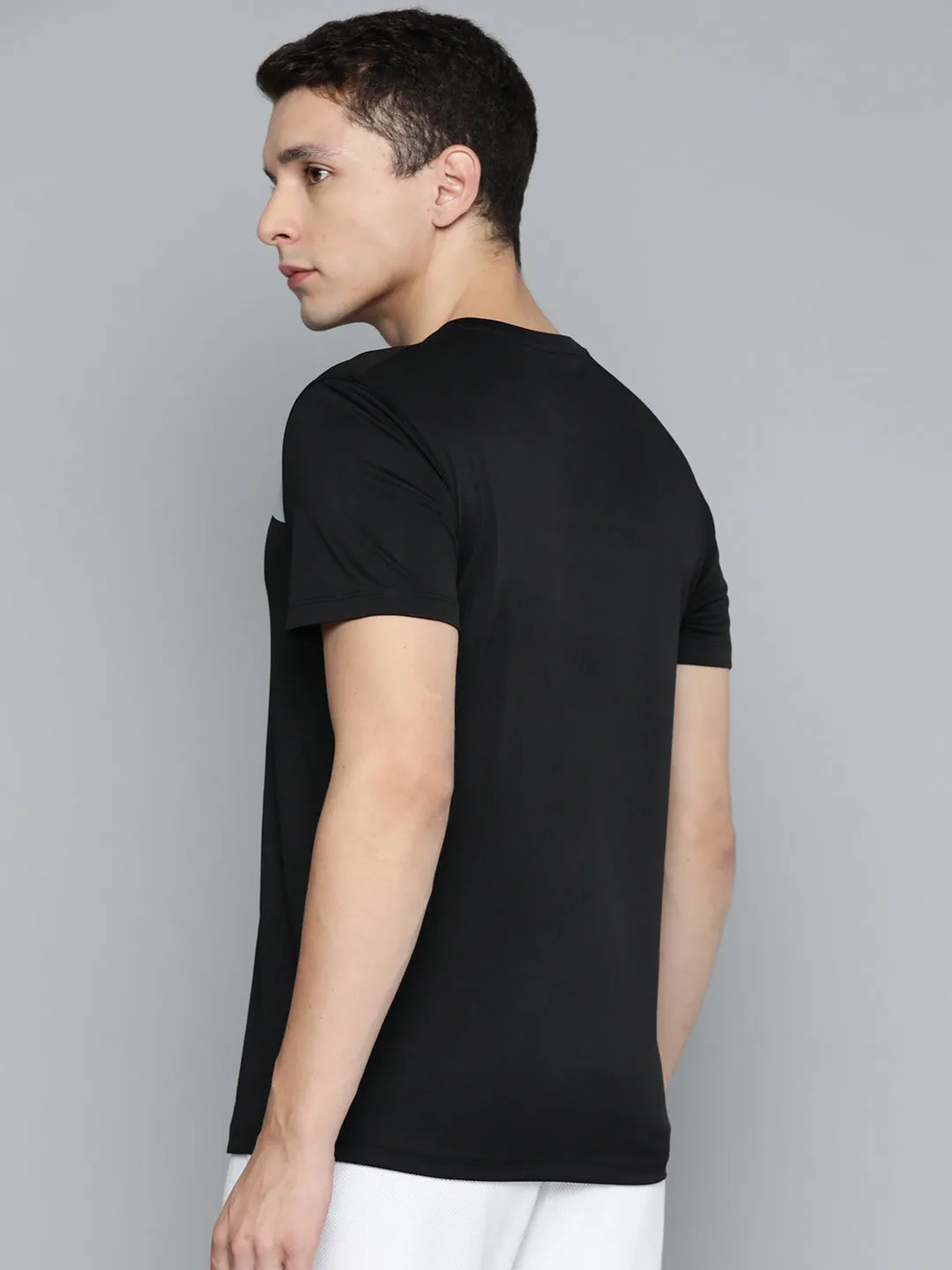 Alcis Men Black Brand Logo Slim Fit T-shirt