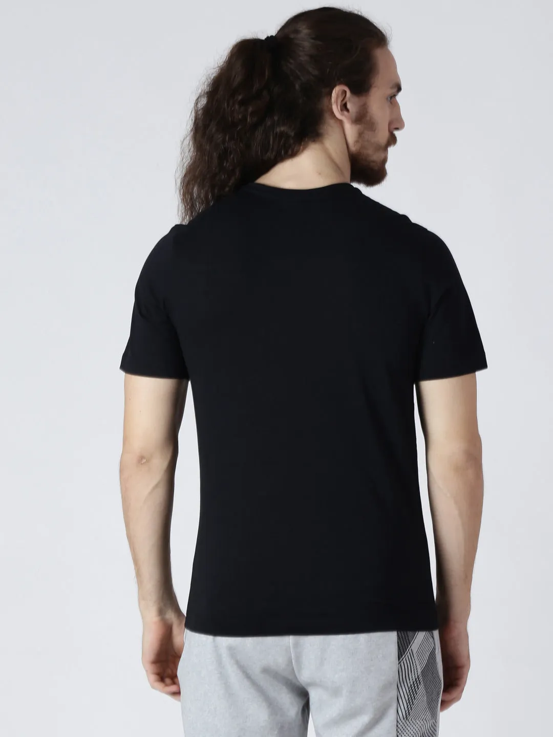 Alcis Men Black Printed Round Neck T-shirt