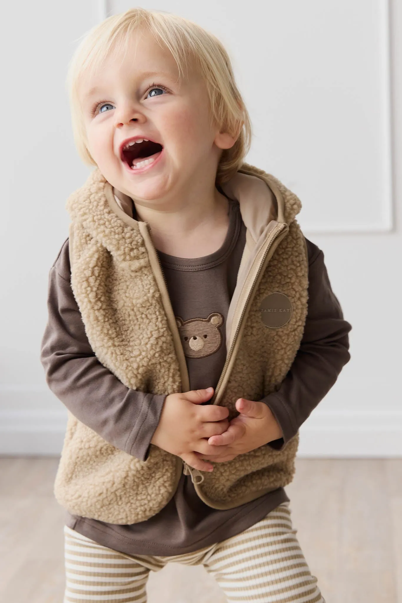 Cozy Neve Sherpa Vest in Cashew - Plush Warmth and Style for Any Occasion