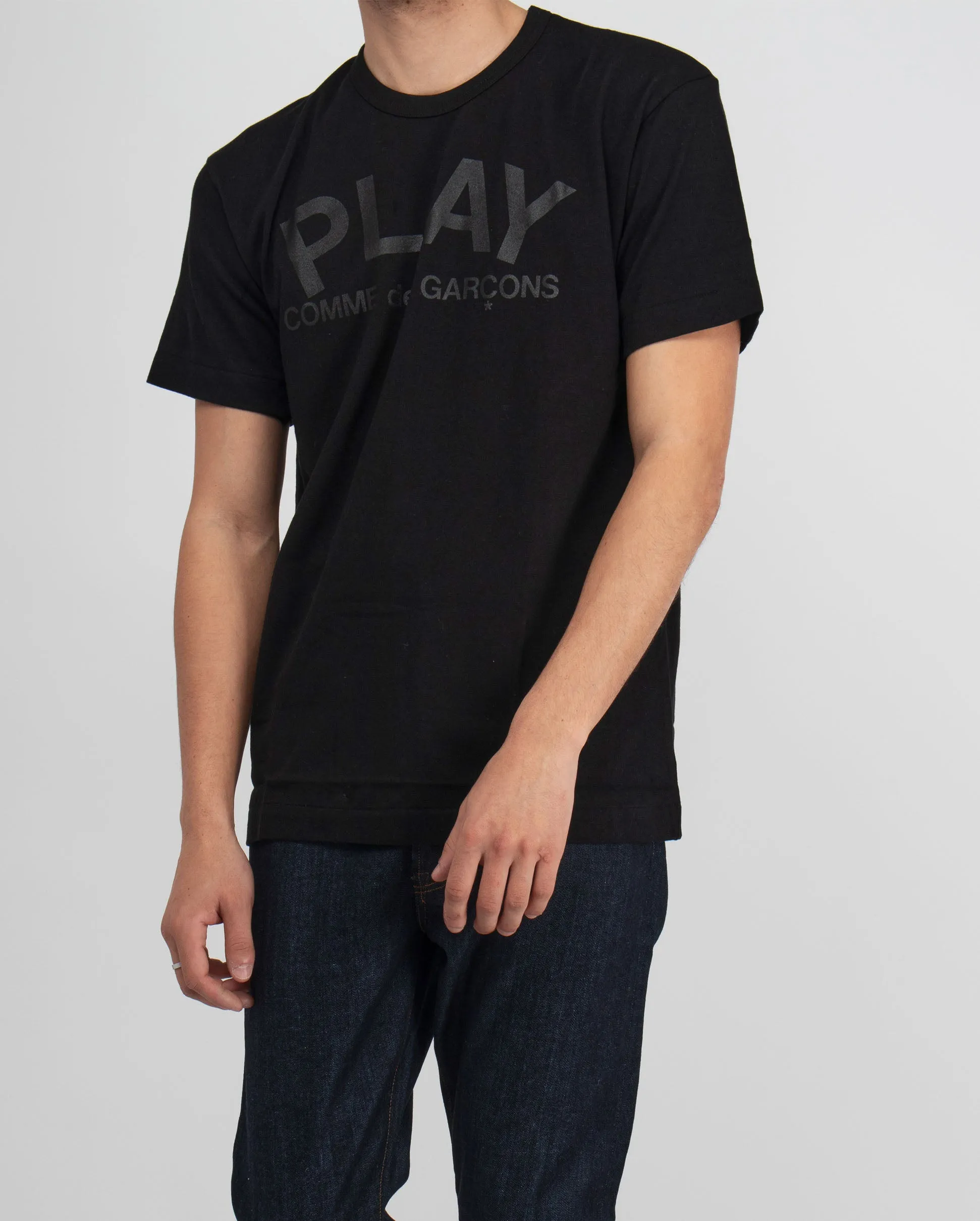 T188 PLAY T-SHIRT / BLACK